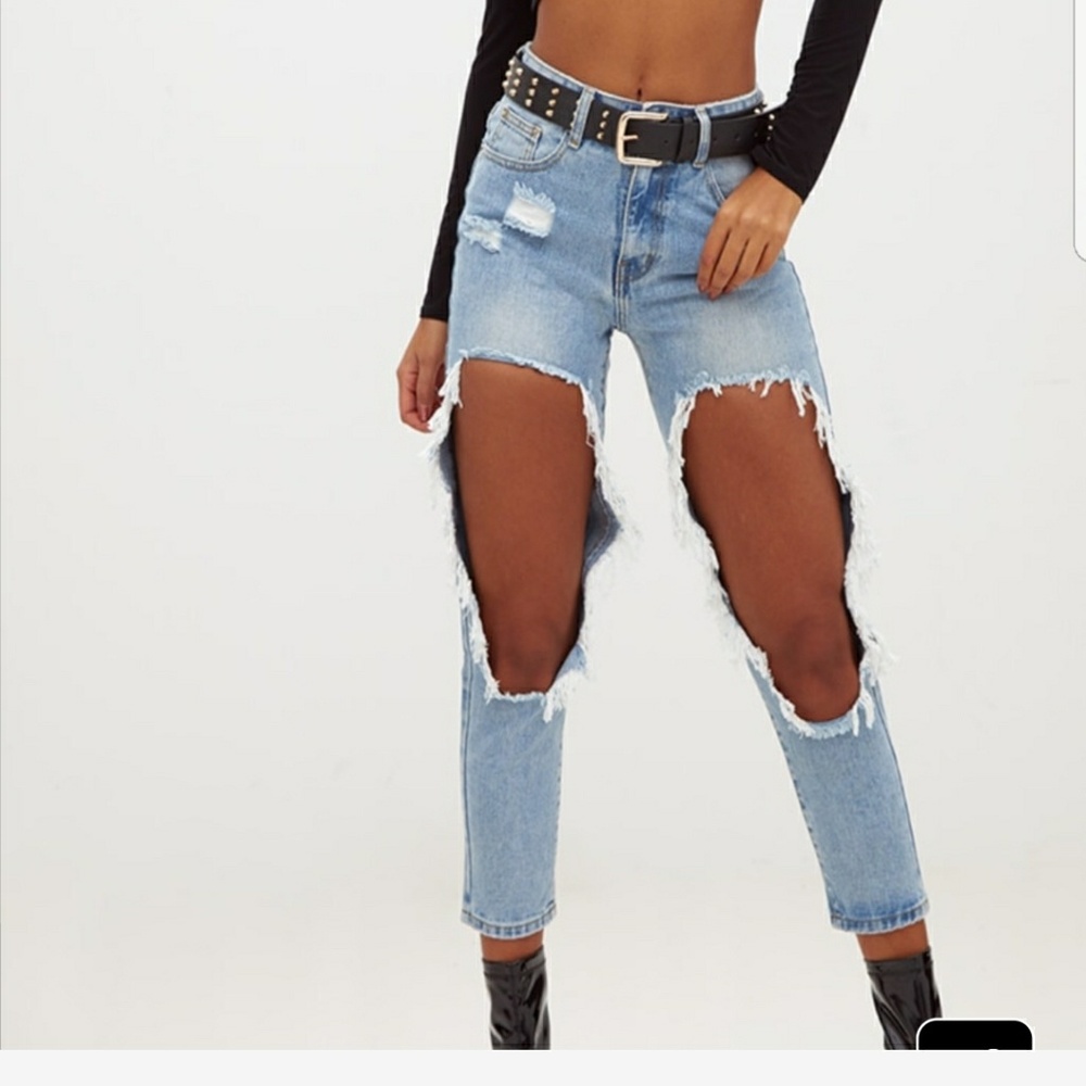 Extreme open thigh straight leg jean